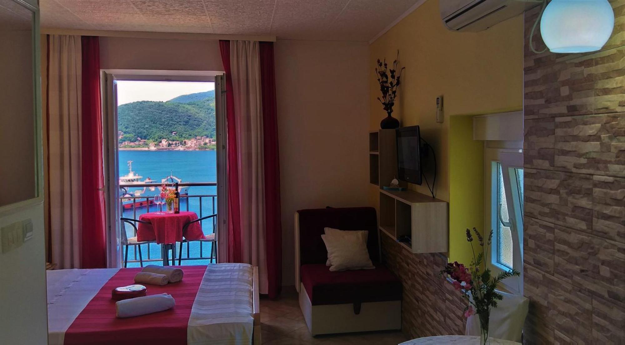 Apartments Okuka Tivat Zimmer foto